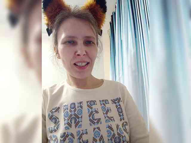 -Queen-Margo- webcam