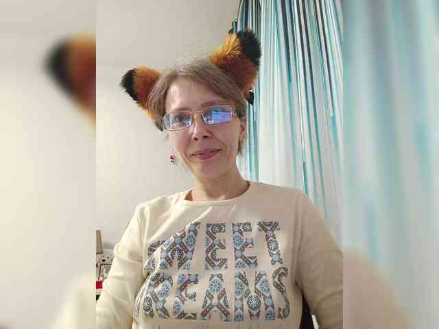 -Queen-Margo- webcam