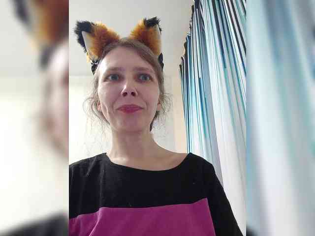 -Queen-Margo- webcam