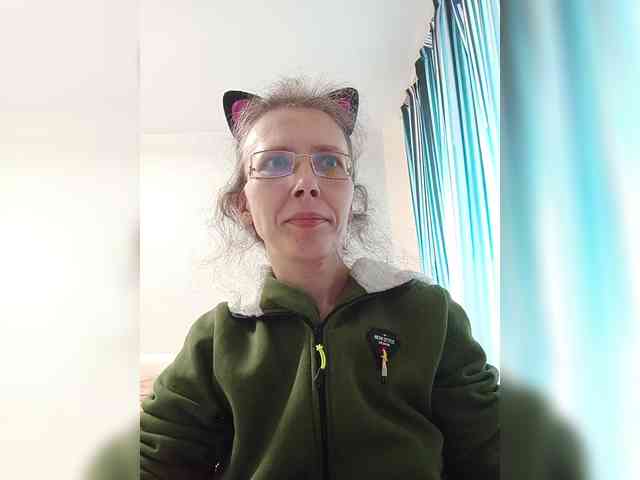 -Queen-Margo- webcam