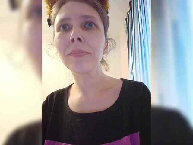 -Queen-Margo- webcam