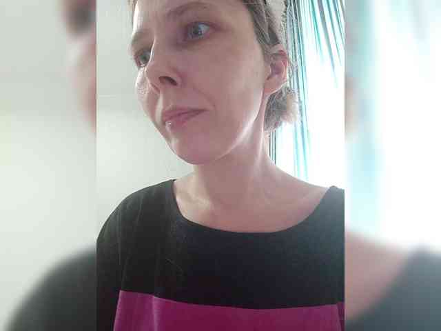 -Queen-Margo- webcam