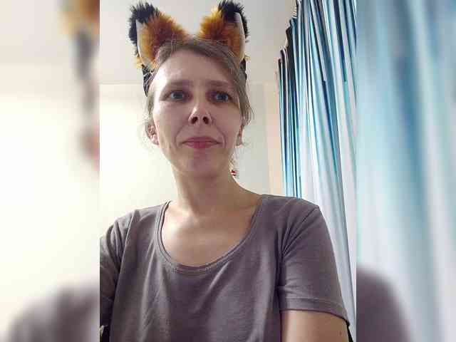 -Queen-Margo- webcam