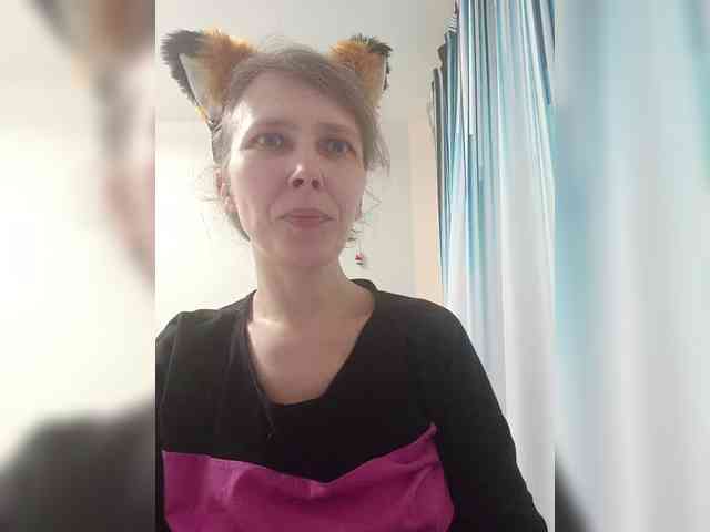 -Queen-Margo- webcam