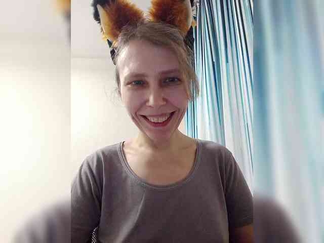 -Queen-Margo- webcam