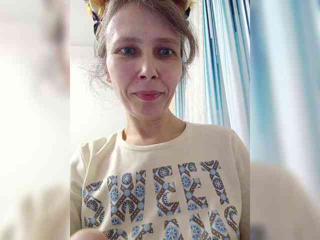 -Queen-Margo- webcam