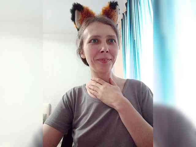 -Queen-Margo- webcam