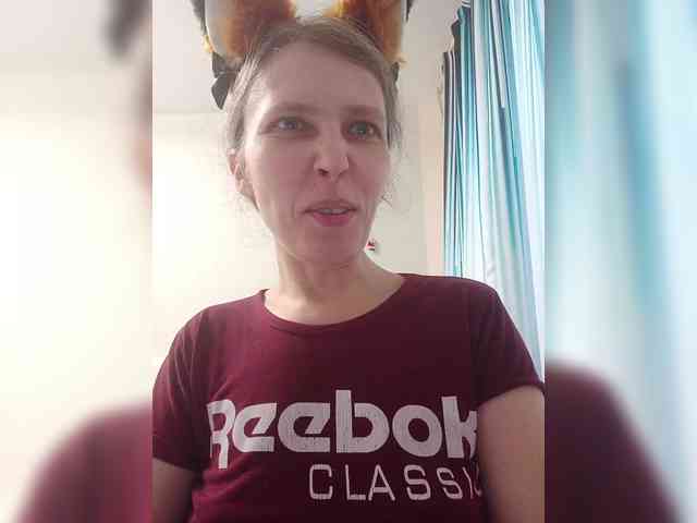 -Queen-Margo- webcam