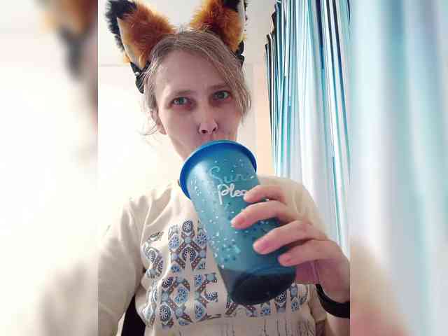 -Queen-Margo- webcam