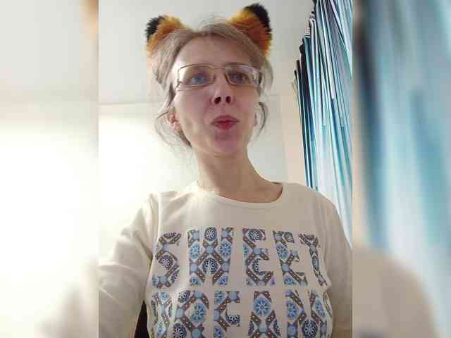 -Queen-Margo- webcam