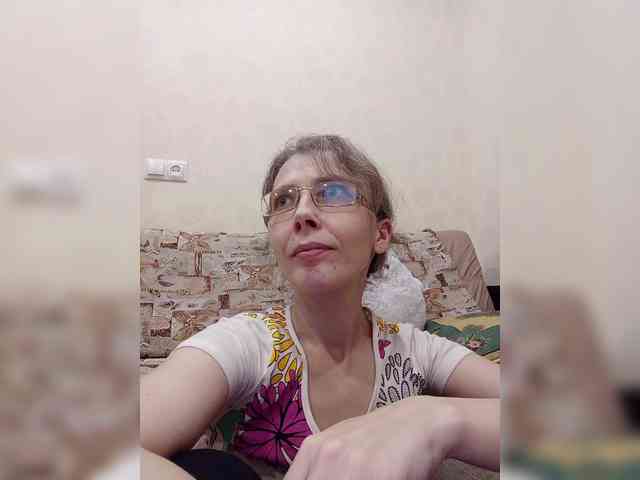 -Queen-Margo- webcam