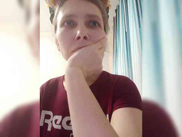 -Queen-Margo- webcam