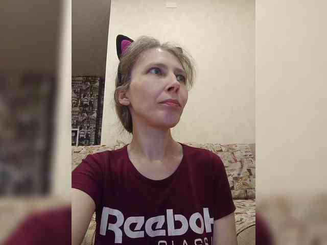 -Queen-Margo- webcam