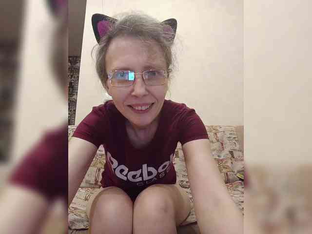 -Queen-Margo- webcam