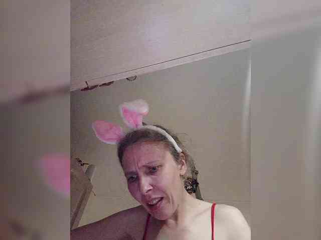 -Queen-Margo- webcam
