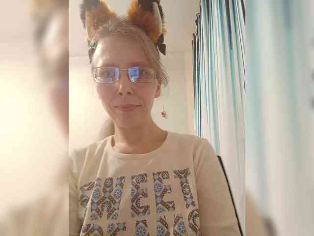 -Queen-Margo- webcam