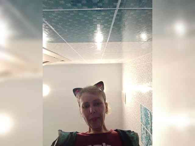 -Queen-Margo- webcam