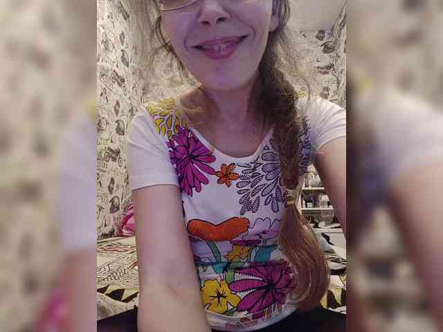 -Queen-Margo- webcam