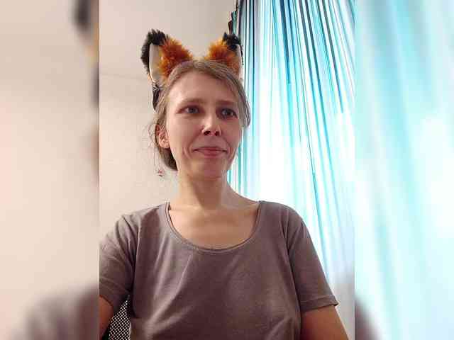 -Queen-Margo- webcam