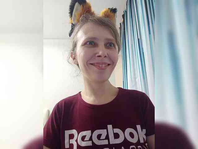 -Queen-Margo- webcam