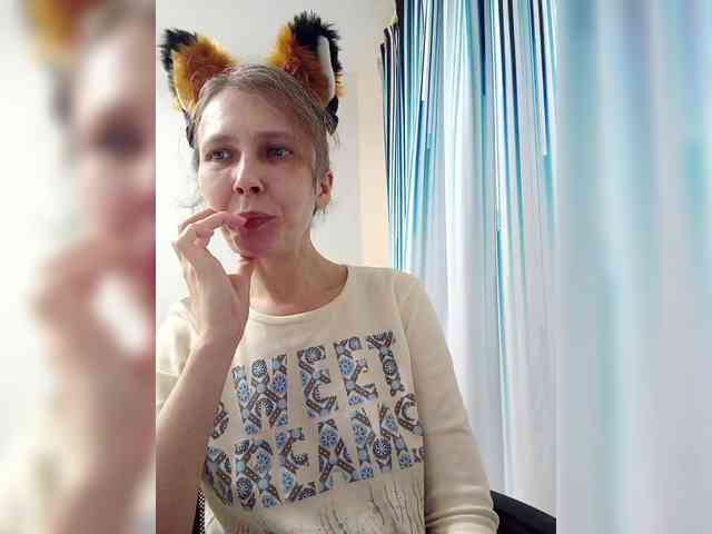 -Queen-Margo- webcam