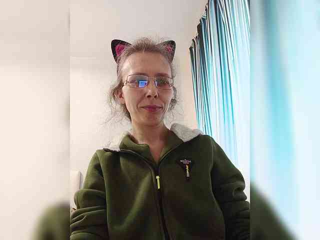 -Queen-Margo- webcam