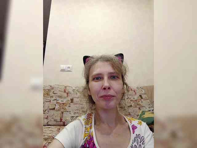 -queen-margo- Live Webcam on BongaCams