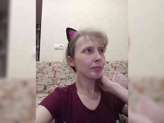 -Queen-Margo- webcam