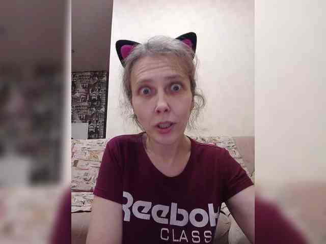 -Queen-Margo- webcam