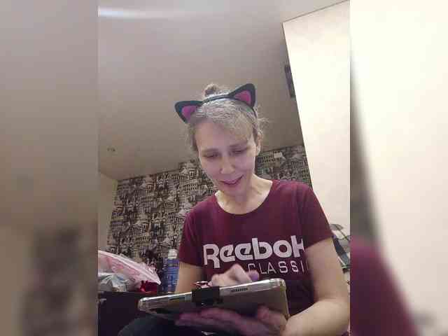 -Queen-Margo- webcam