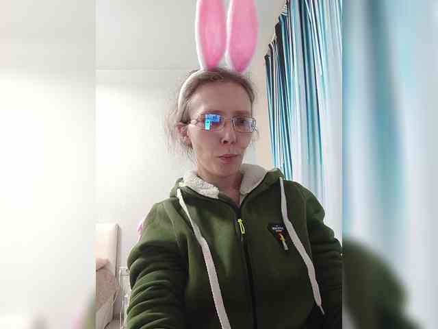 -Queen-Margo- webcam
