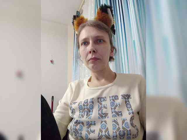 -Queen-Margo- webcam