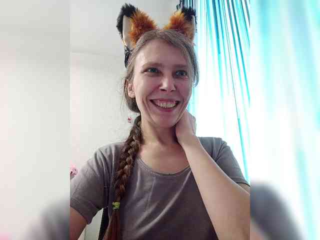 -Queen-Margo- webcam