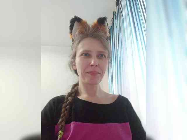 -Queen-Margo- webcam