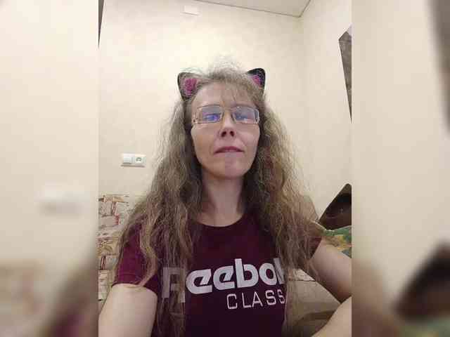 -Queen-Margo- webcam