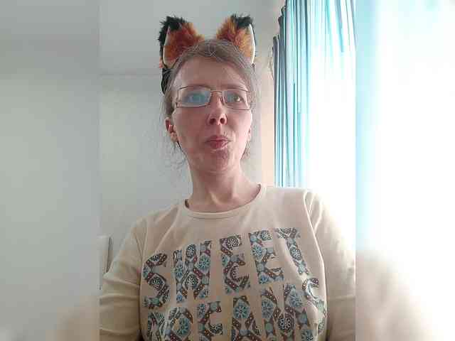 -Queen-Margo- webcam