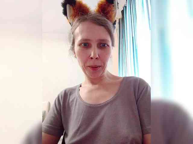 -Queen-Margo- webcam