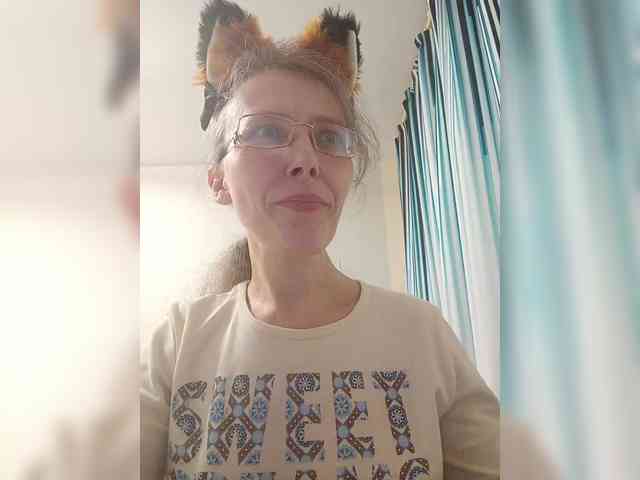 -Queen-Margo- webcam