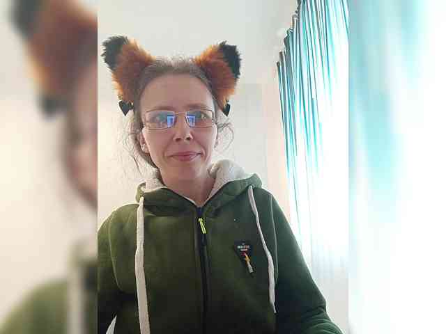 -Queen-Margo- webcam