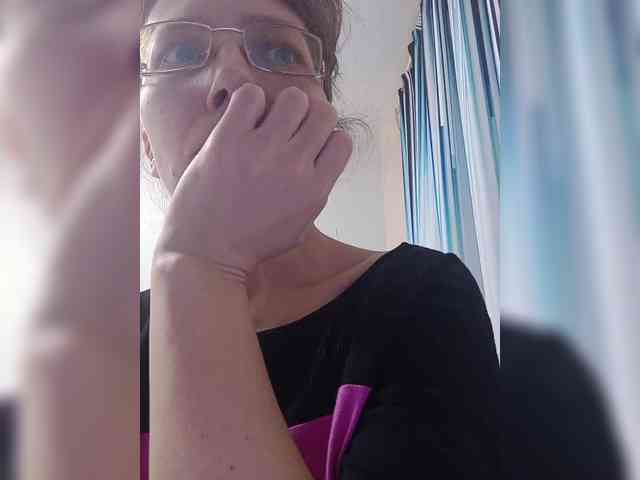 -Queen-Margo- webcam