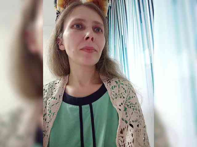 -Queen-Margo- webcam