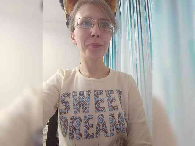 -Queen-Margo- webcam