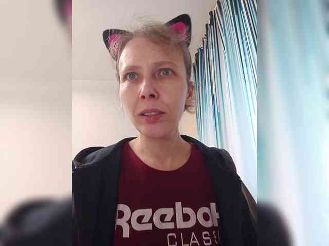 -Queen-Margo- webcam