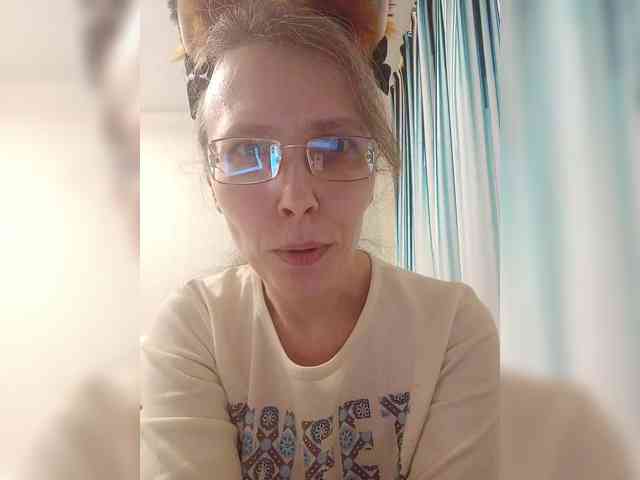 -Queen-Margo- webcam