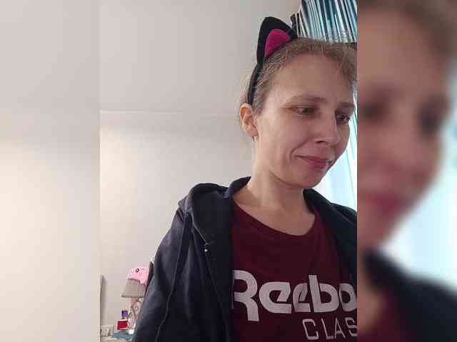 -Queen-Margo- webcam