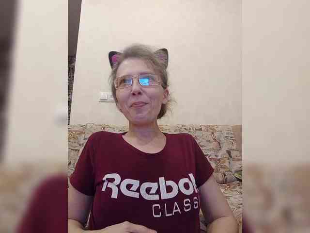 -Queen-Margo- webcam