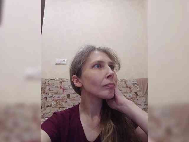 -Queen-Margo- webcam