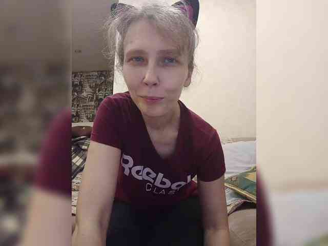 -Queen-Margo- webcam