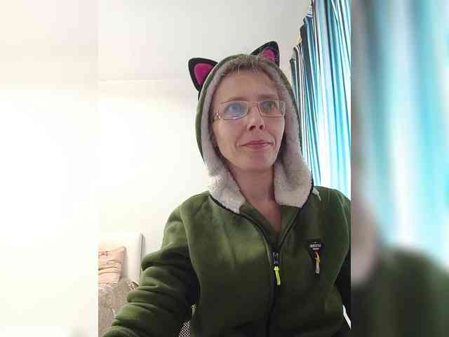 -Queen-Margo- webcam