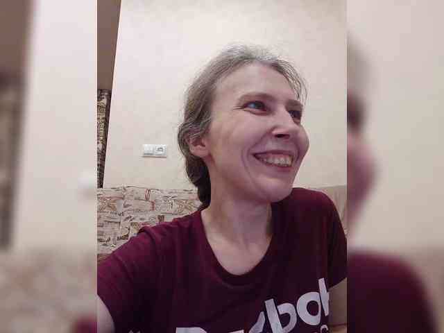 -Queen-Margo- webcam